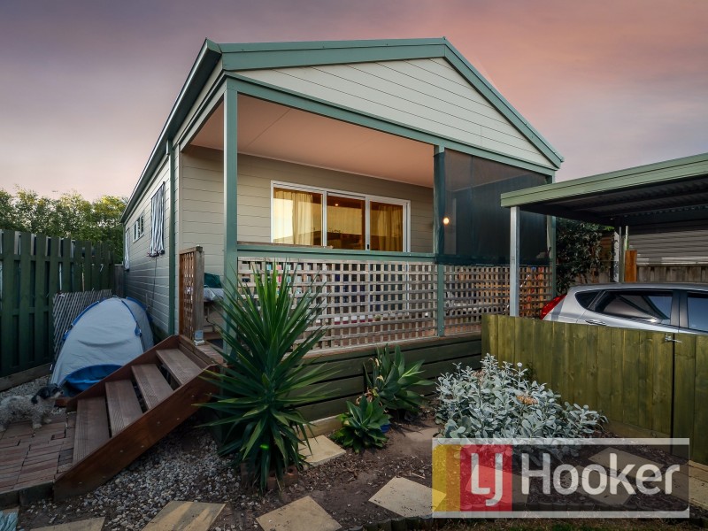 6 Kingston Avenue, Narre Warren South VIC 3805