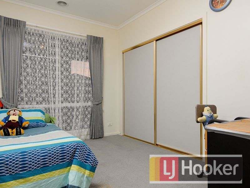 112 Hinrichsen Drive, Hallam VIC 3803