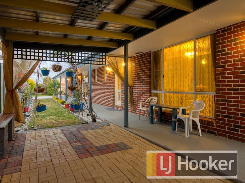 112 Hinrichsen Drive, Hallam VIC 3803