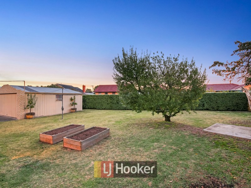 13 Pyrus Court, Doveton VIC 3177