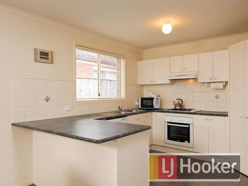 4 Fleet Street, Narre Warren South VIC 3805