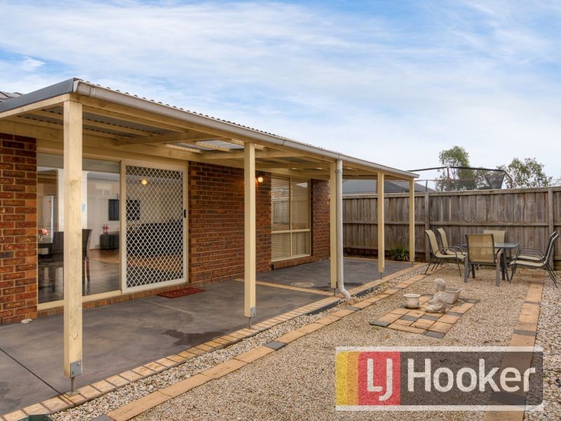 4 Fleet Street, Narre Warren South VIC 3805