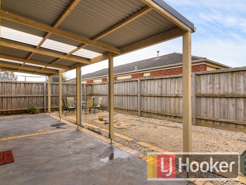 4 Fleet Street, Narre Warren South VIC 3805