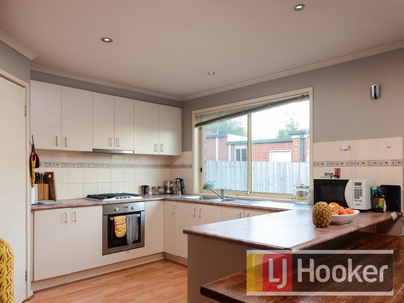 1 Kevin Close, Beaconsfield VIC 3807