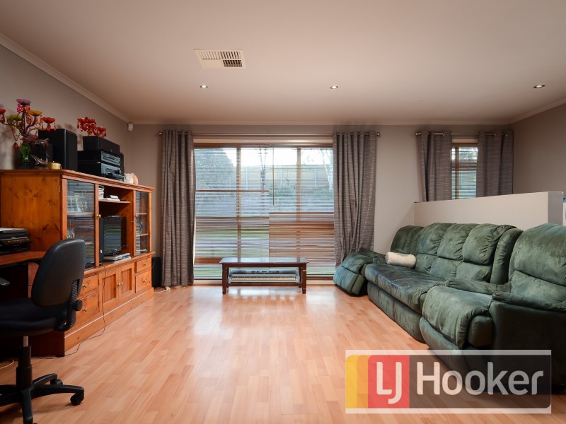 1 Kevin Close, Beaconsfield VIC 3807