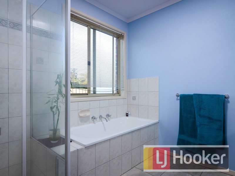 1 Kevin Close, Beaconsfield VIC 3807