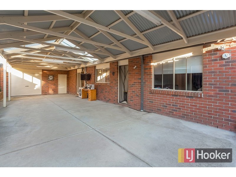 50 Lucerne Crescent, Pakenham VIC 3810