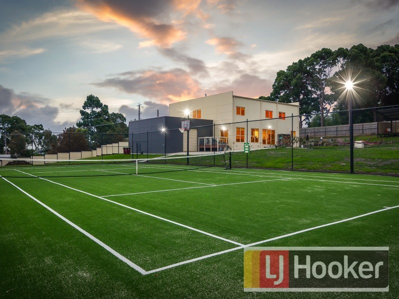 138 Hallam North Road, Narre Warren North VIC 3804