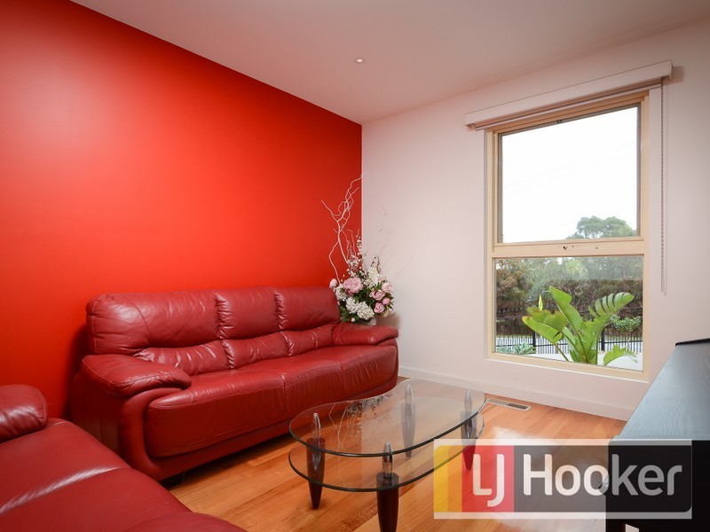 138 Hallam North Road, Narre Warren North VIC 3804