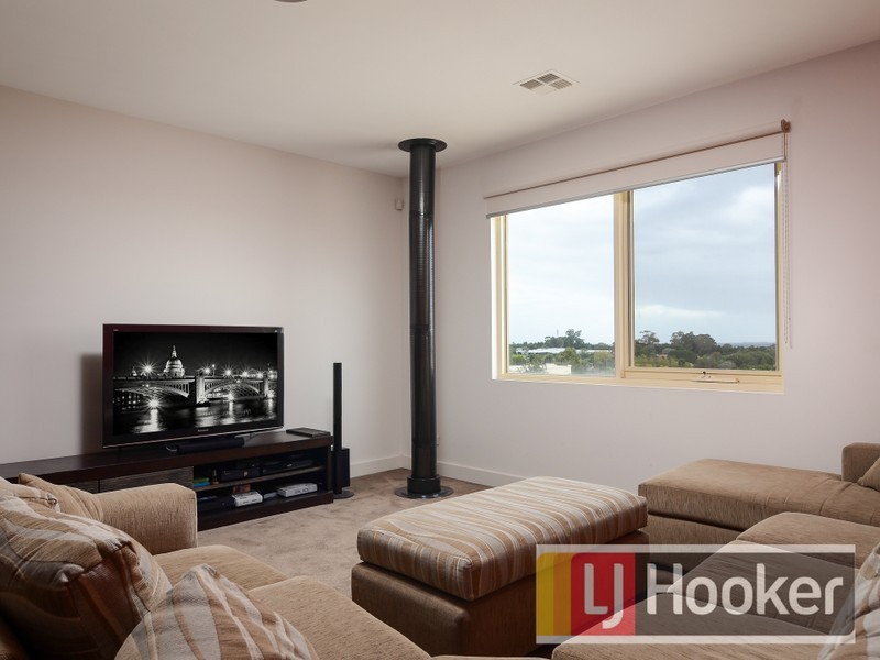 138 Hallam North Road, Narre Warren North VIC 3804