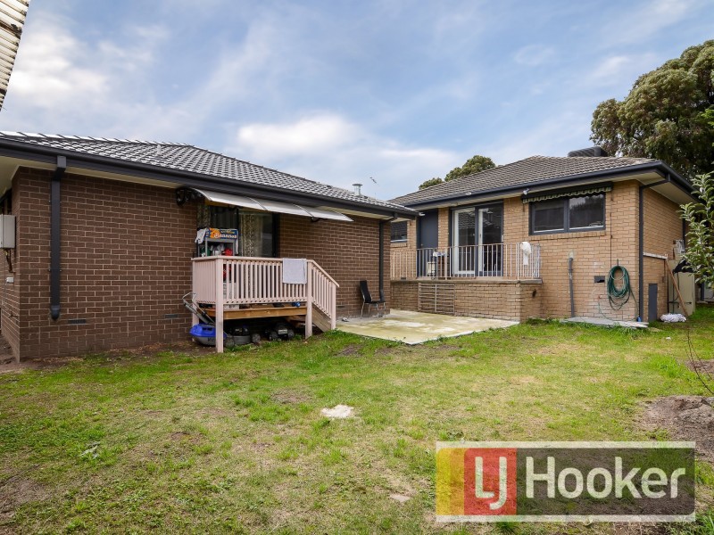 150 James Cook Drive, Endeavour Hills VIC 3802