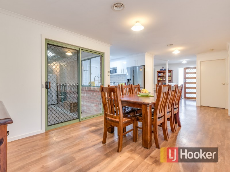 6 Poorinda Rise, Narre Warren VIC 3805