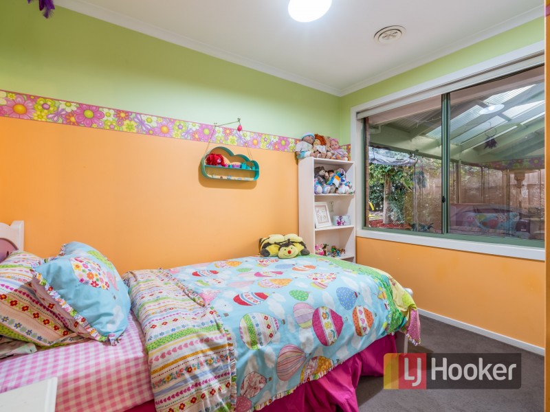 6 Poorinda Rise, Narre Warren VIC 3805