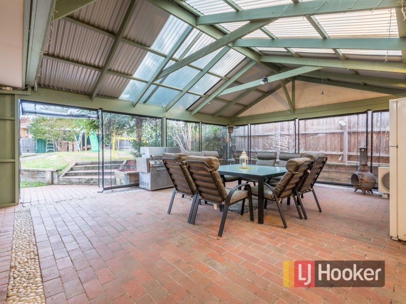 6 Poorinda Rise, Narre Warren VIC 3805