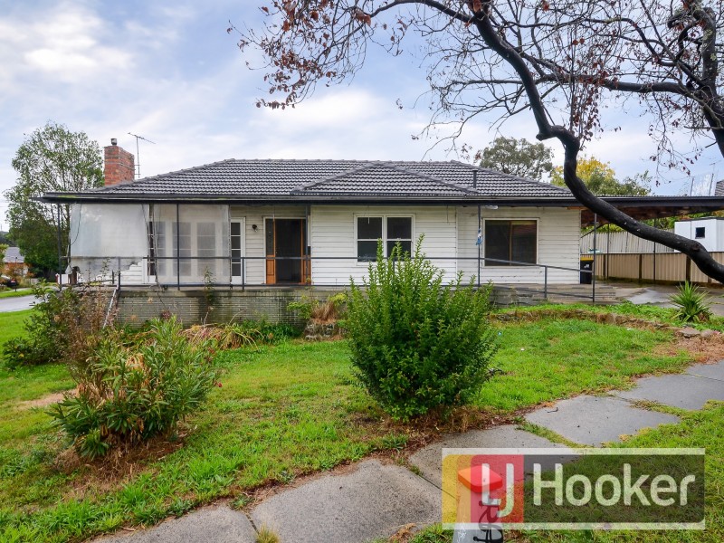 17 Crawford Avenue, Dandenong North VIC 3175