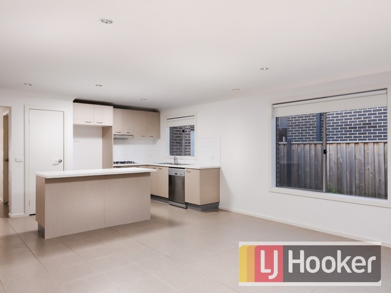 59 Brocker Street, Clyde North VIC 3978