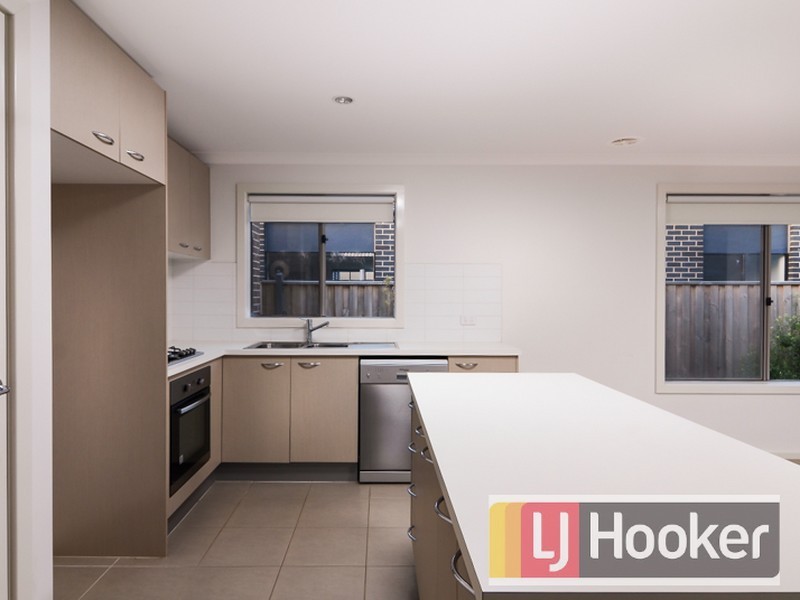 59 Brocker Street, Clyde North VIC 3978