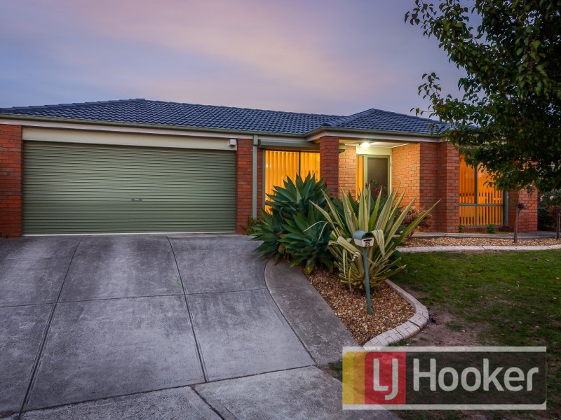 35 Eureka Crescent, Narre Warren South VIC 3805