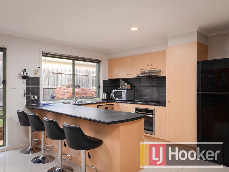 35 Eureka Crescent, Narre Warren South VIC 3805