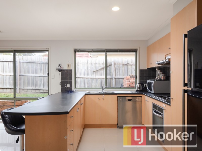 35 Eureka Crescent, Narre Warren South VIC 3805