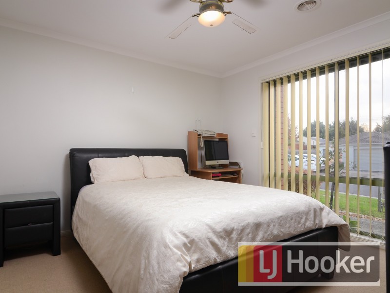 35 Eureka Crescent, Narre Warren South VIC 3805