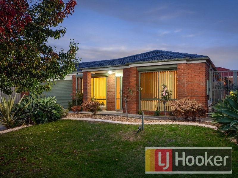 35 Eureka Crescent, Narre Warren South VIC 3805