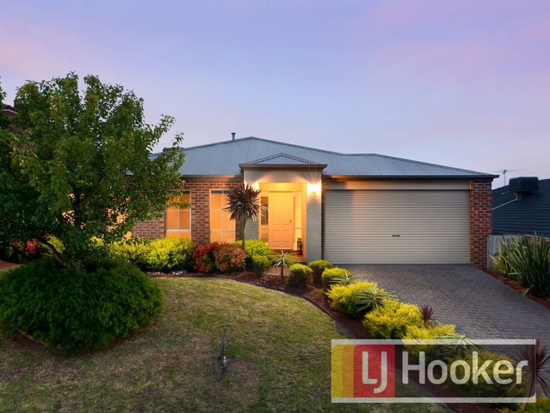 12 Cremona Place, Narre Warren South VIC 3805