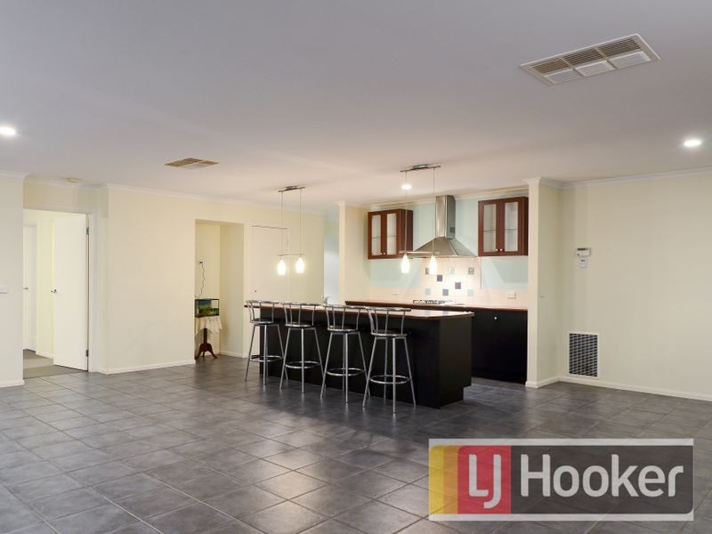 12 Cremona Place, Narre Warren South VIC 3805