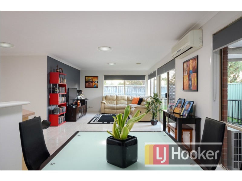 79 Scotsdale Drive, Cranbourne East VIC 3977