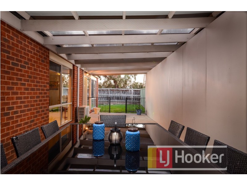 79 Scotsdale Drive, Cranbourne East VIC 3977