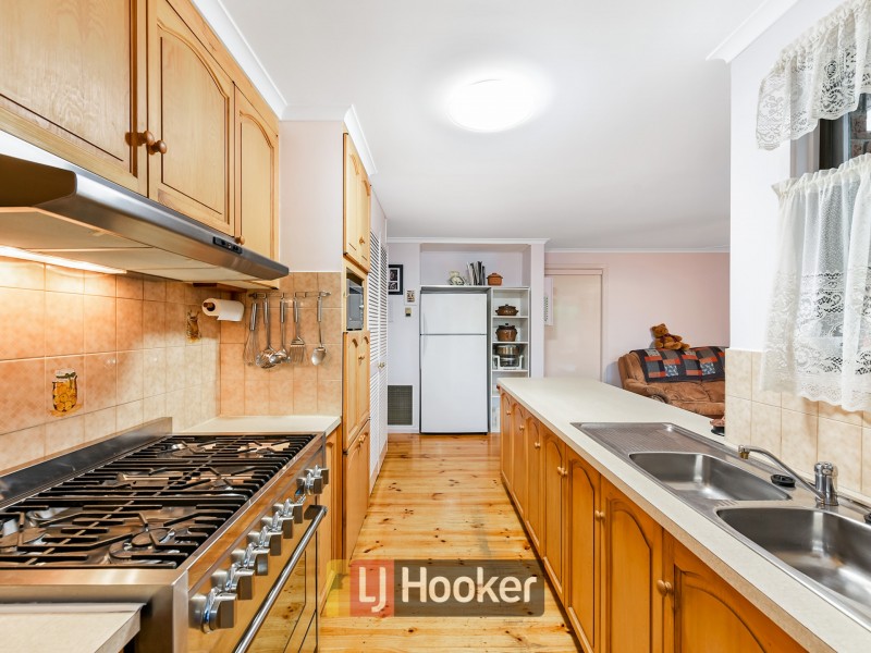 8 Judith Close, Narre Warren VIC 3805