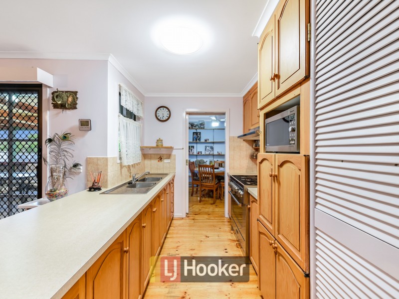 8 Judith Close, Narre Warren VIC 3805