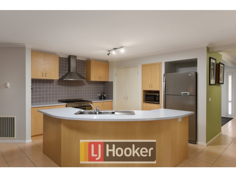 2 Fleet Street, Narre Warren South VIC 3805