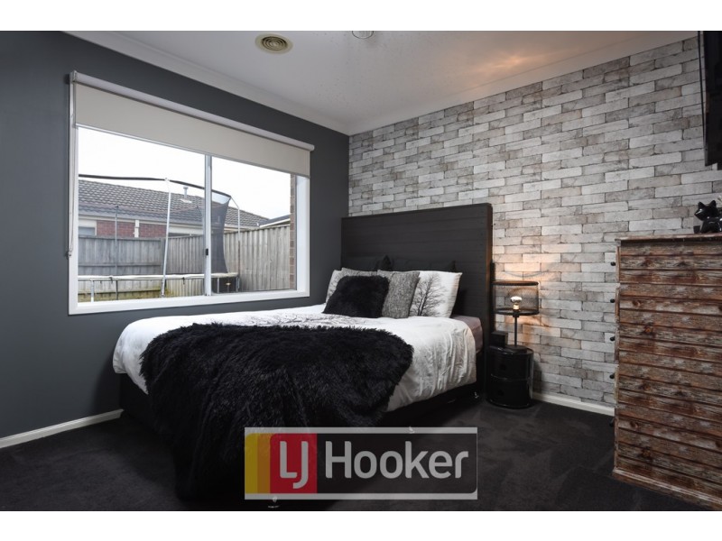 2 Fleet Street, Narre Warren South VIC 3805