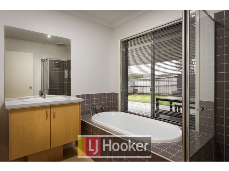 2 Fleet Street, Narre Warren South VIC 3805