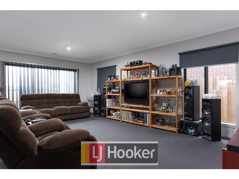 7 Bodhran Place, Lynbrook VIC 3975