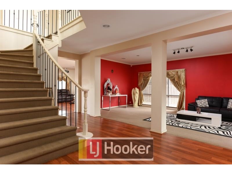 15 Clocktower Court, Berwick VIC 3806