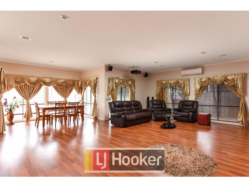 15 Clocktower Court, Berwick VIC 3806