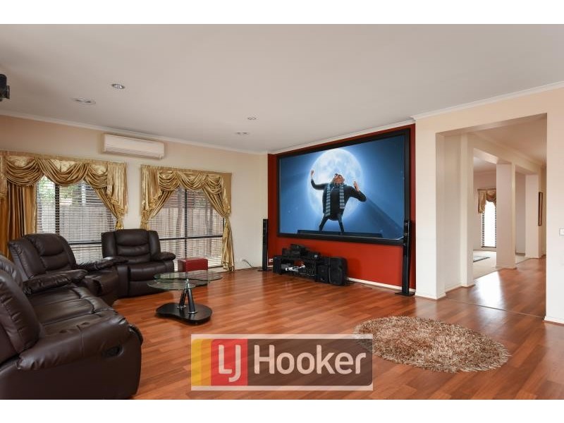 15 Clocktower Court, Berwick VIC 3806