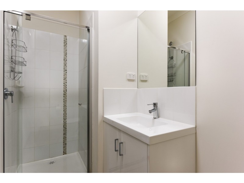 14 Kavanagh Lane, Clyde North VIC 3978