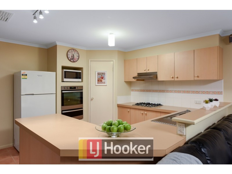 18 McCartney Drive, Narre Warren South VIC 3805