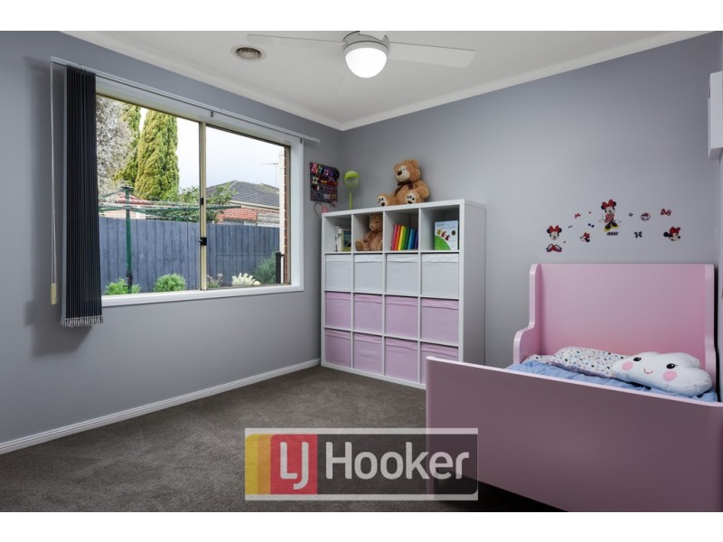 18 McCartney Drive, Narre Warren South VIC 3805