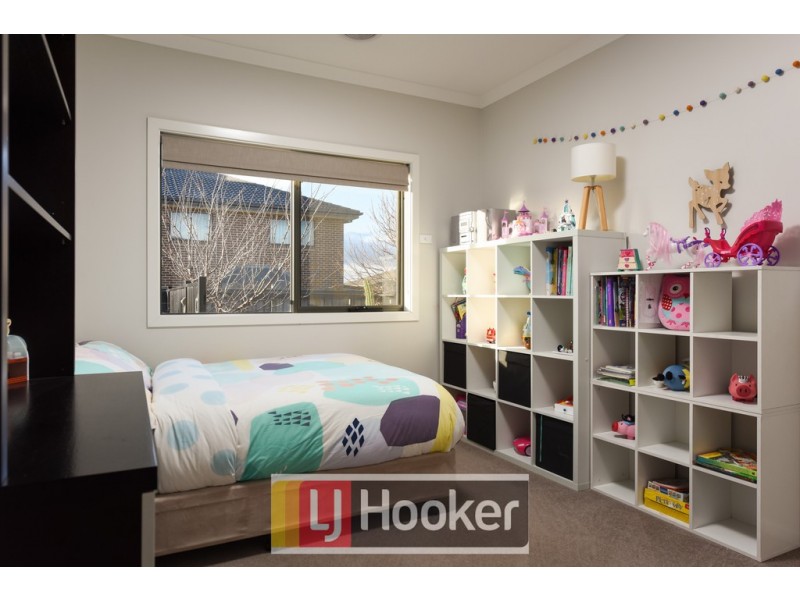 121 Rosebank Drive, Cranbourne North VIC 3977