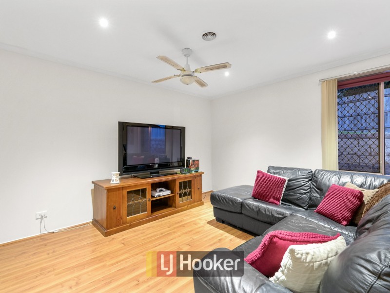 28 Cumberland Chase, Hampton Park VIC 3976