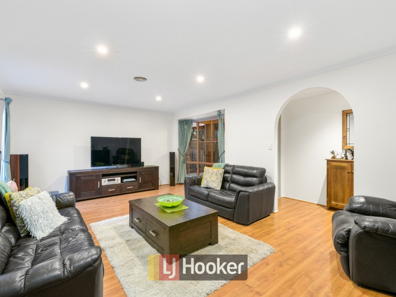 28 Cumberland Chase, Hampton Park VIC 3976