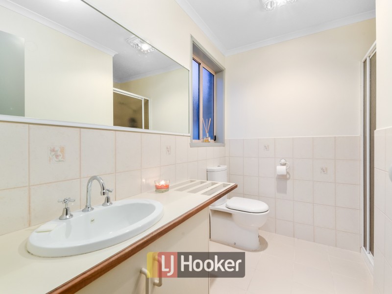 28 Cumberland Chase, Hampton Park VIC 3976