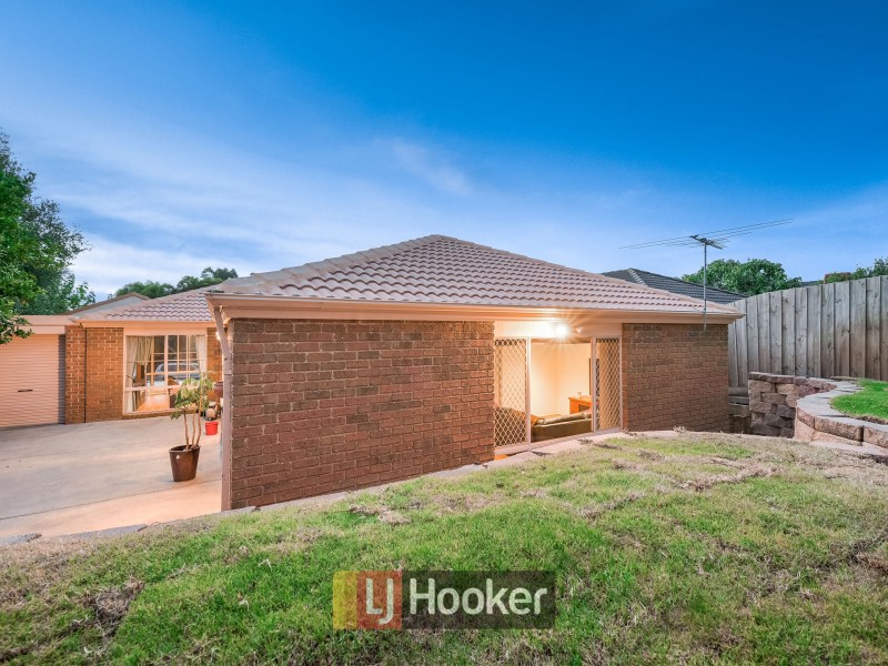 28 Cumberland Chase, Hampton Park VIC 3976