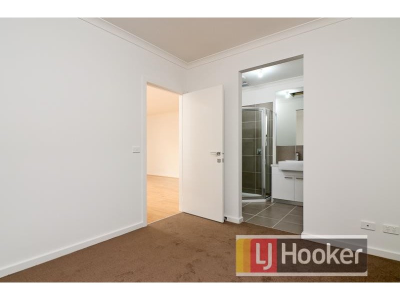 14 Kosciuszko Circuit, Clyde VIC 3978