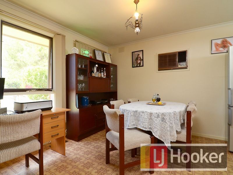 17 Vanessa Drive, Hampton Park VIC 3976