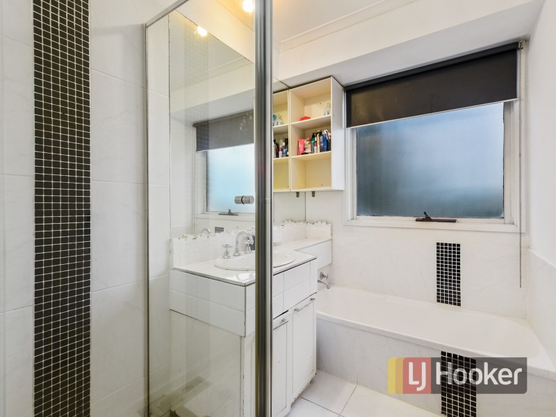 18 Trentwood Road, Narre Warren VIC 3805